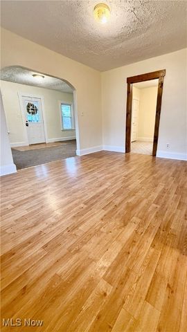 5018 Elmwood Avenue, Parkersburg, WV 26101