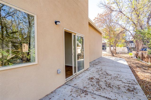 818 E Cucharras, Colorado Springs, CO 80903