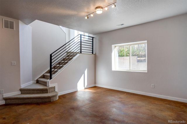 818 E Cucharras, Colorado Springs, CO 80903