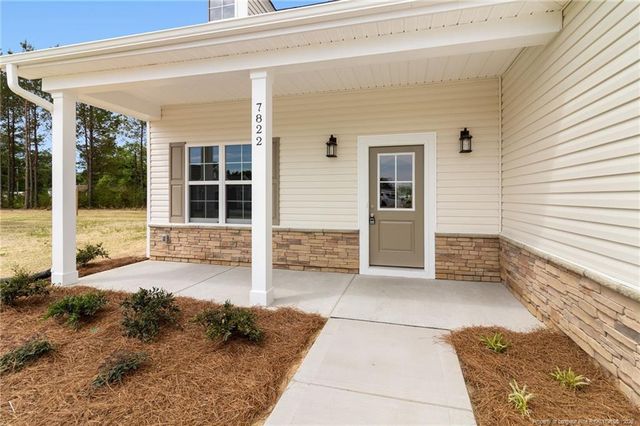 7822 Iron Court, Fayetteville, NC 28306
