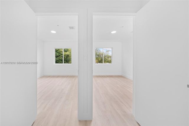 32 NW 14th Ave 4, Miami, FL 33125