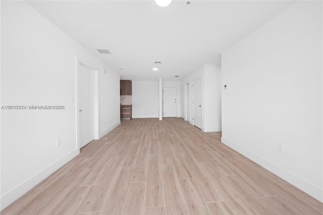32 NW 14th Ave 4, Miami, FL 33125