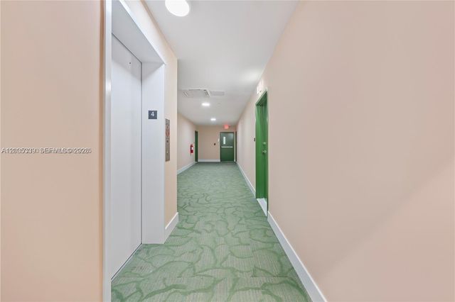 32 NW 14th Ave 4, Miami, FL 33125