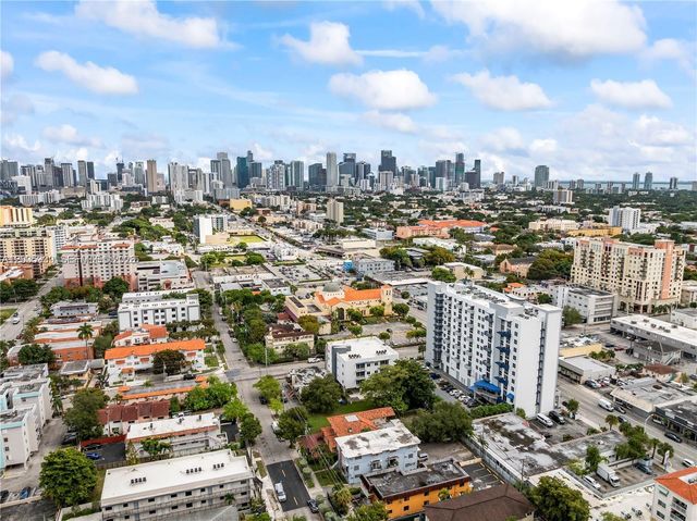 32 NW 14th Ave 4, Miami, FL 33125