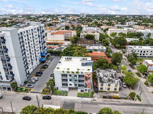 32 NW 14th Ave 4, Miami, FL 33125