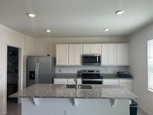 3841 ROYAL AZALEA WAY, Sanford, FL 32773