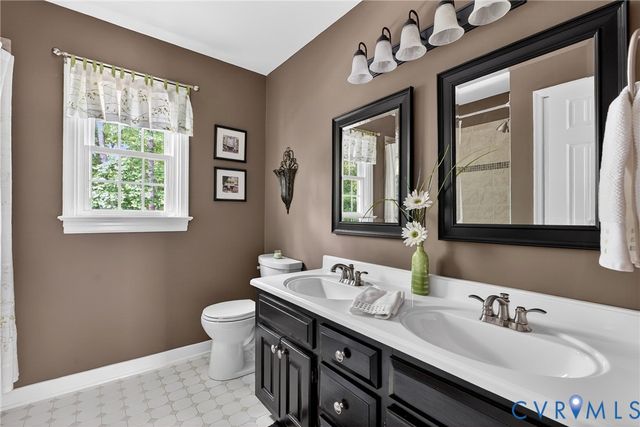 5404 Rock Harbour Rd, Midlothian, VA 23112