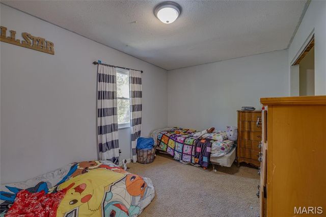 555 Oak Street, Farmington, MO 63640