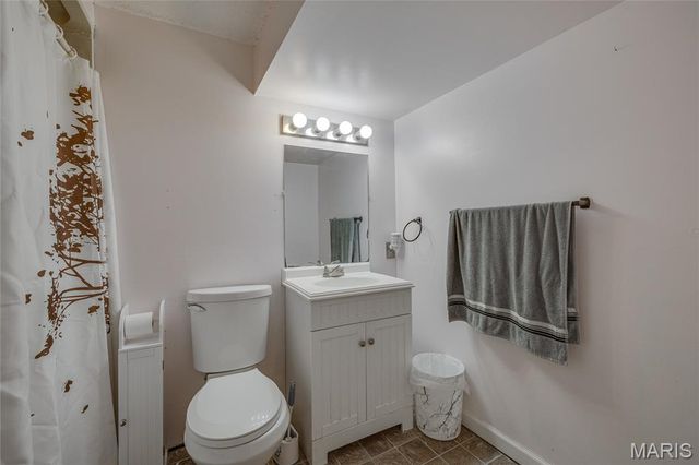 555 Oak Street, Farmington, MO 63640