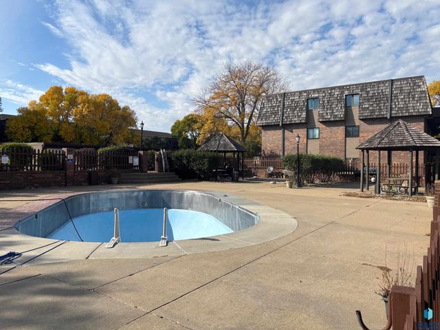 3712 S Terry Ave Avenue 103, Sioux Falls, SD 57106