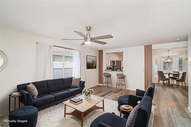 5865 MEADOWPARK PLACE, Lithia, FL 33547