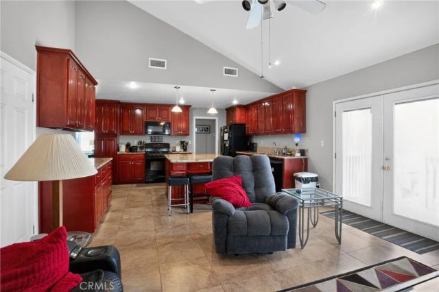 20291 Spruce, Newport Beach, CA 92660