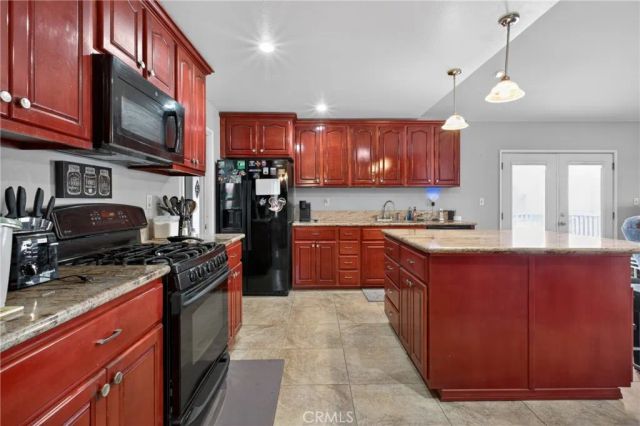 20291 Spruce, Newport Beach, CA 92660