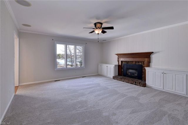 548 Allens Mill RD, Yorktown, VA 23692