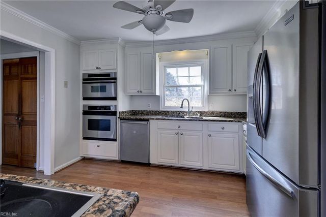 548 Allens Mill RD, Yorktown, VA 23692