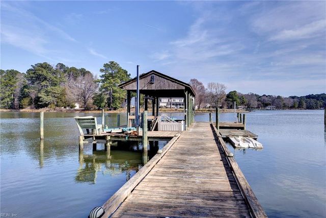 548 Allens Mill RD, Yorktown, VA 23692