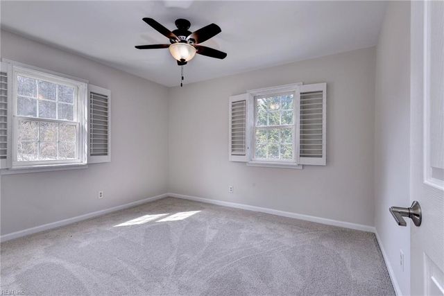 548 Allens Mill RD, Yorktown, VA 23692