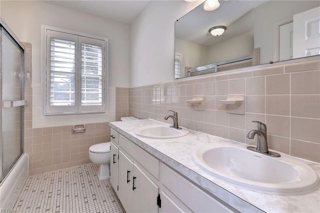 548 Allens Mill RD, Yorktown, VA 23692