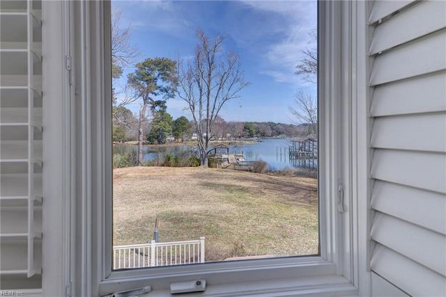 548 Allens Mill RD, Yorktown, VA 23692