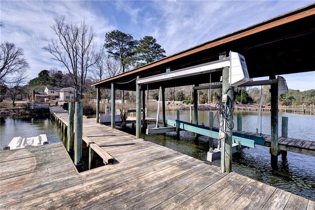 548 Allens Mill RD, Yorktown, VA 23692