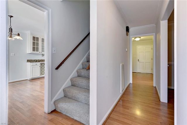 548 Allens Mill RD, Yorktown, VA 23692