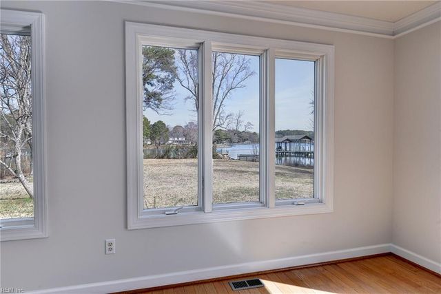 548 Allens Mill RD, Yorktown, VA 23692