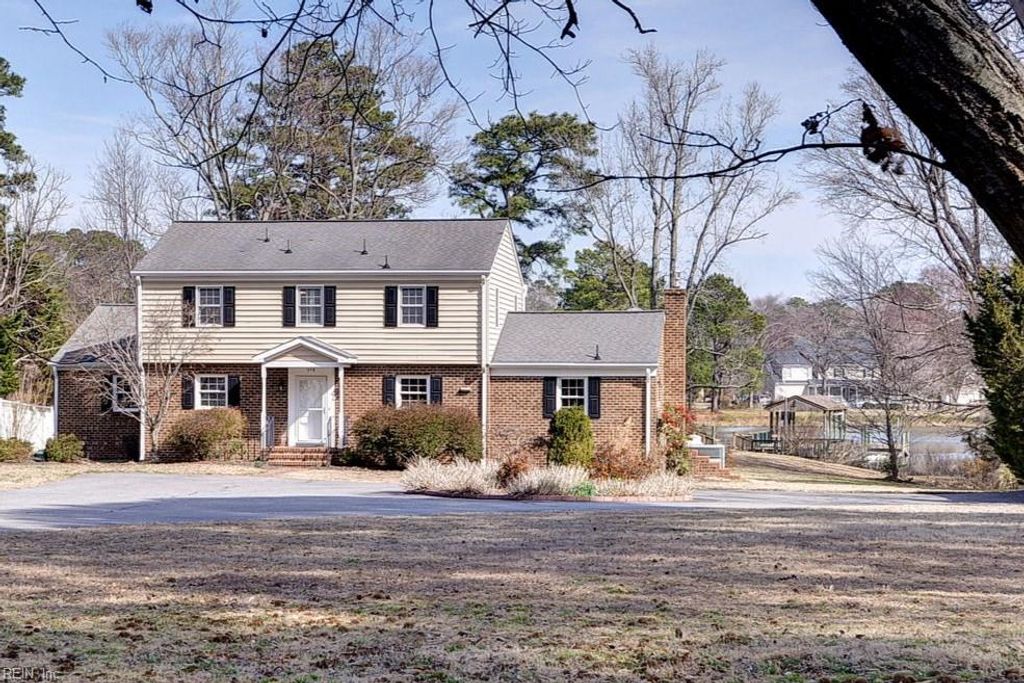 548 Allens Mill RD, Yorktown, VA 23692