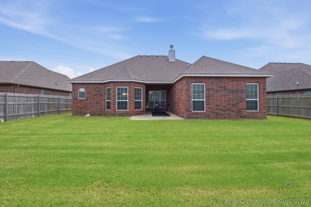 5012 S 182nd East Avenue, Tulsa, OK 74134
