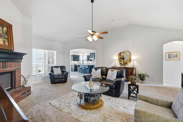 5012 S 182nd East Avenue, Tulsa, OK 74134