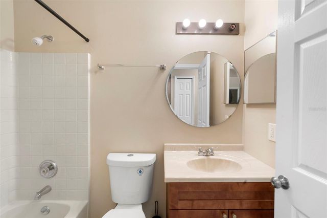 7831 HIDDEN HOLLOW DRIVE, Orlando, FL 32822