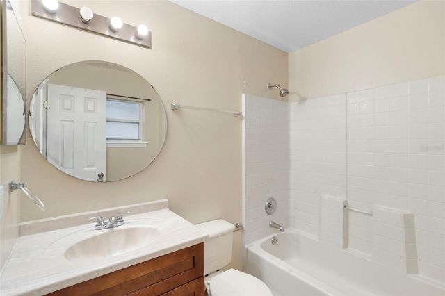 7831 HIDDEN HOLLOW DRIVE, Orlando, FL 32822