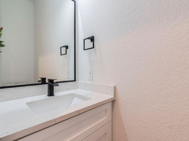147 Hope ST, Kyle, TX 78640
