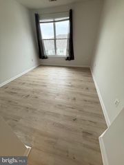 2791 CENTERBORO DR #490, Vienna, VA 22181