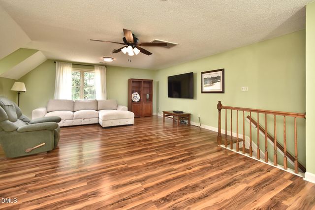 1 Timbercreek Court, Durham, NC 27712