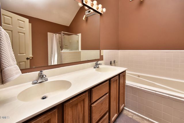 1 Timbercreek Court, Durham, NC 27712