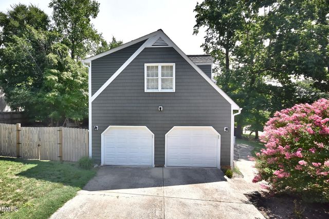 1 Timbercreek Court, Durham, NC 27712