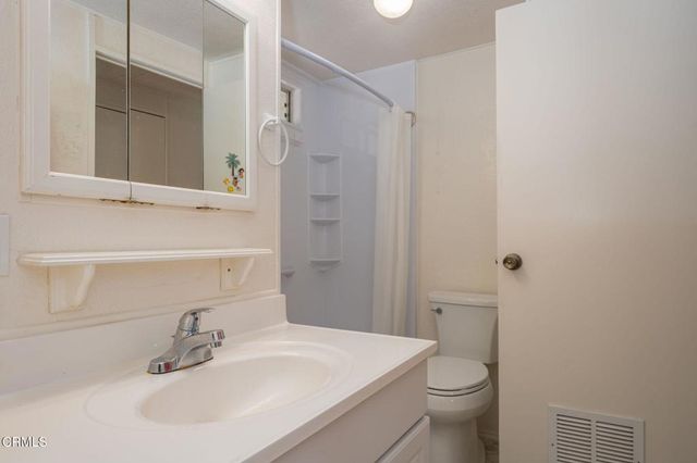 4388 Central Avenue 110, Camarillo, CA 93010