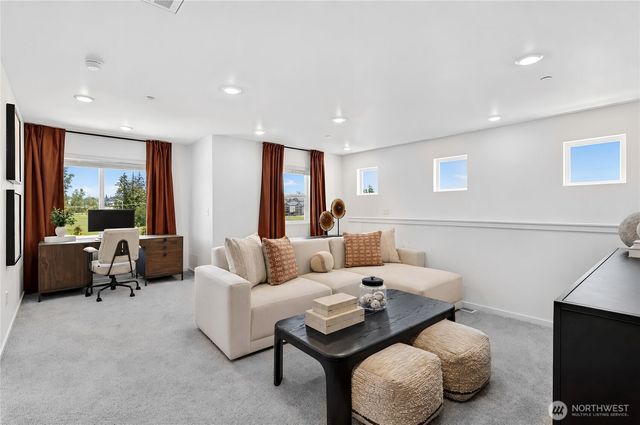8474 44th Place NE, Marysville, WA 98270