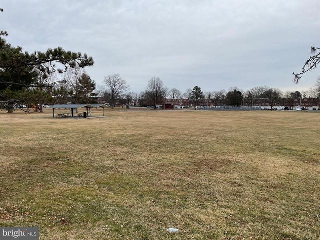 192 MADISON DR, Newark, DE 19711
