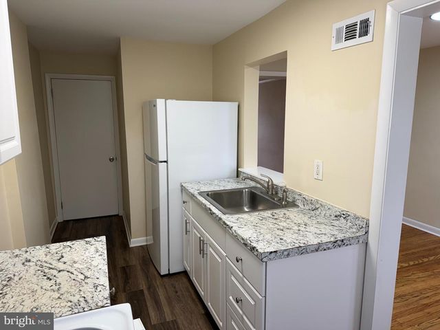 192 MADISON DR, Newark, DE 19711