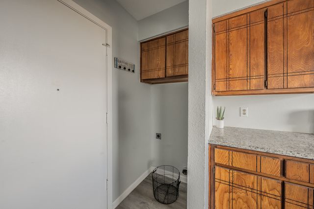 420 Signal Hill Court N, Fort Worth, TX 76112