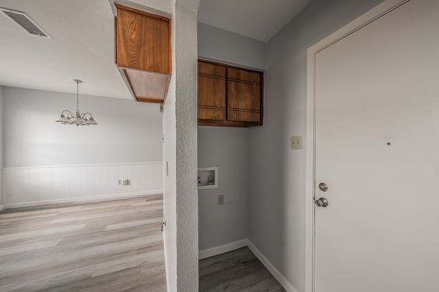 420 Signal Hill Court N, Fort Worth, TX 76112