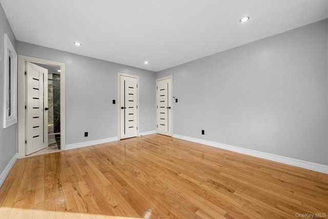 4 Wintergreen Drive, Melville, NY 11747