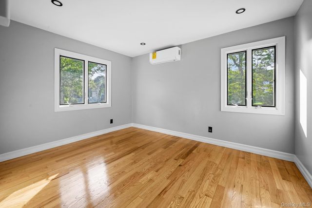 4 Wintergreen Drive, Melville, NY 11747