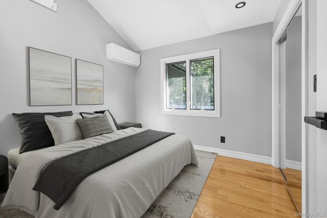 4 Wintergreen Drive, Melville, NY 11747