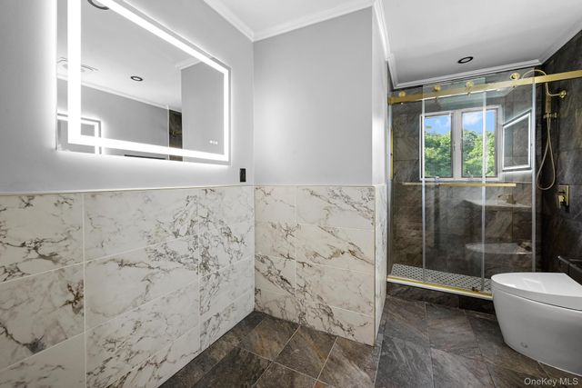 4 Wintergreen Drive, Melville, NY 11747