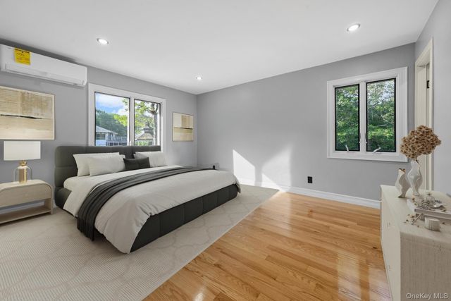 4 Wintergreen Drive, Melville, NY 11747