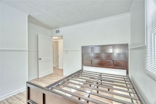 33 Pasadena Drive, Gates, NY 14606