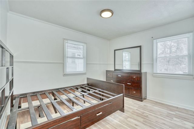 33 Pasadena Drive, Gates, NY 14606