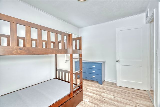 33 Pasadena Drive, Gates, NY 14606